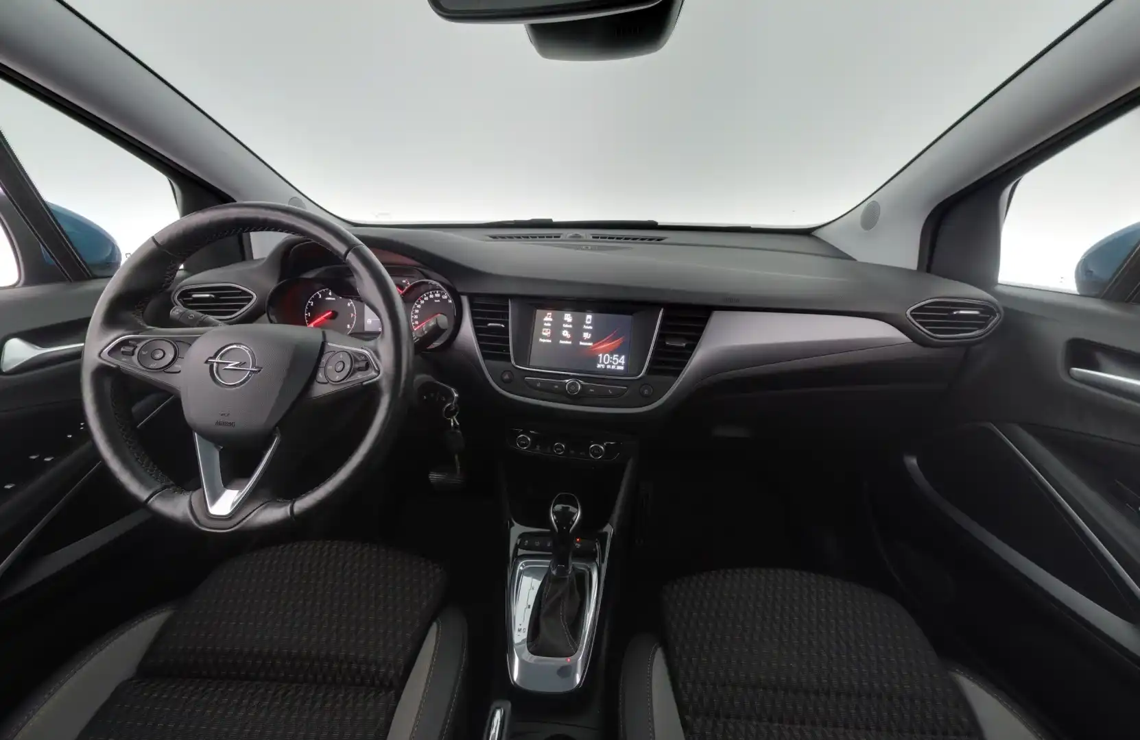 car-image