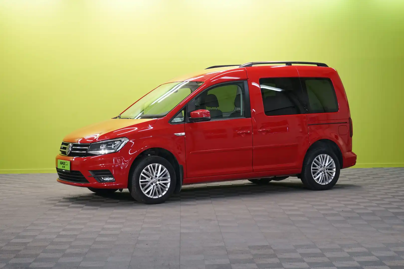 car-image