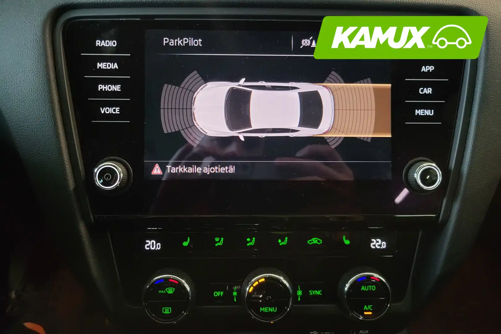 car-image