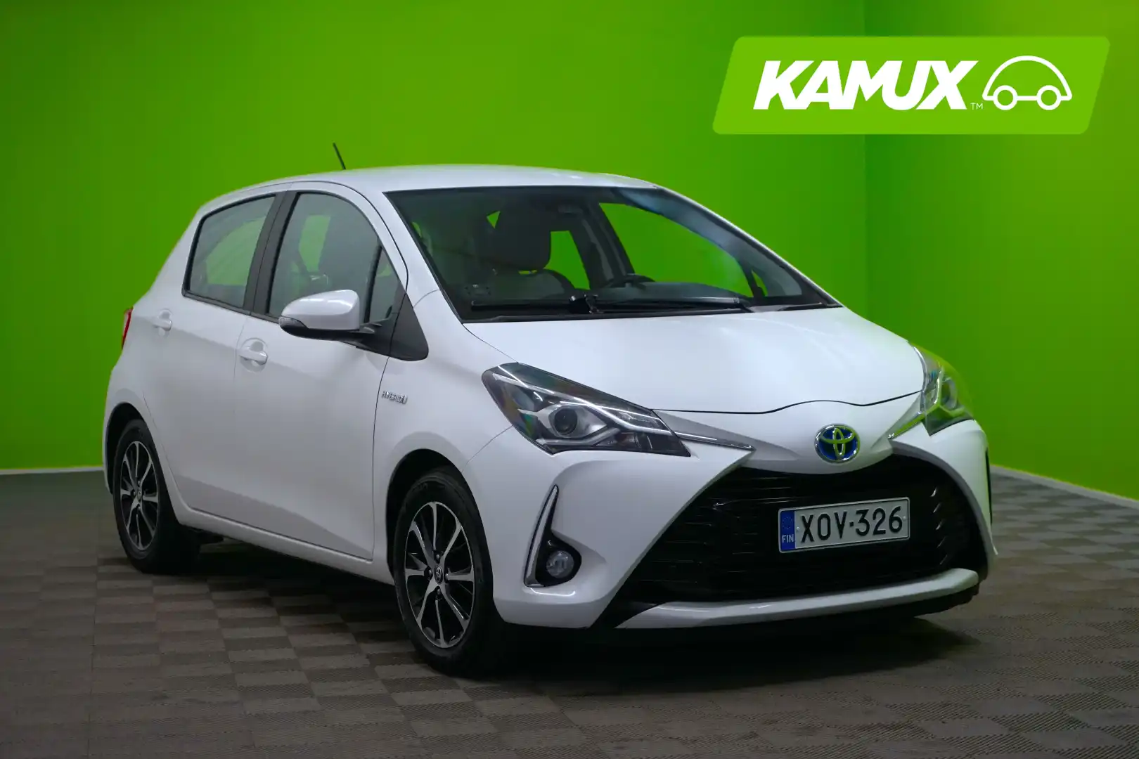 car-image