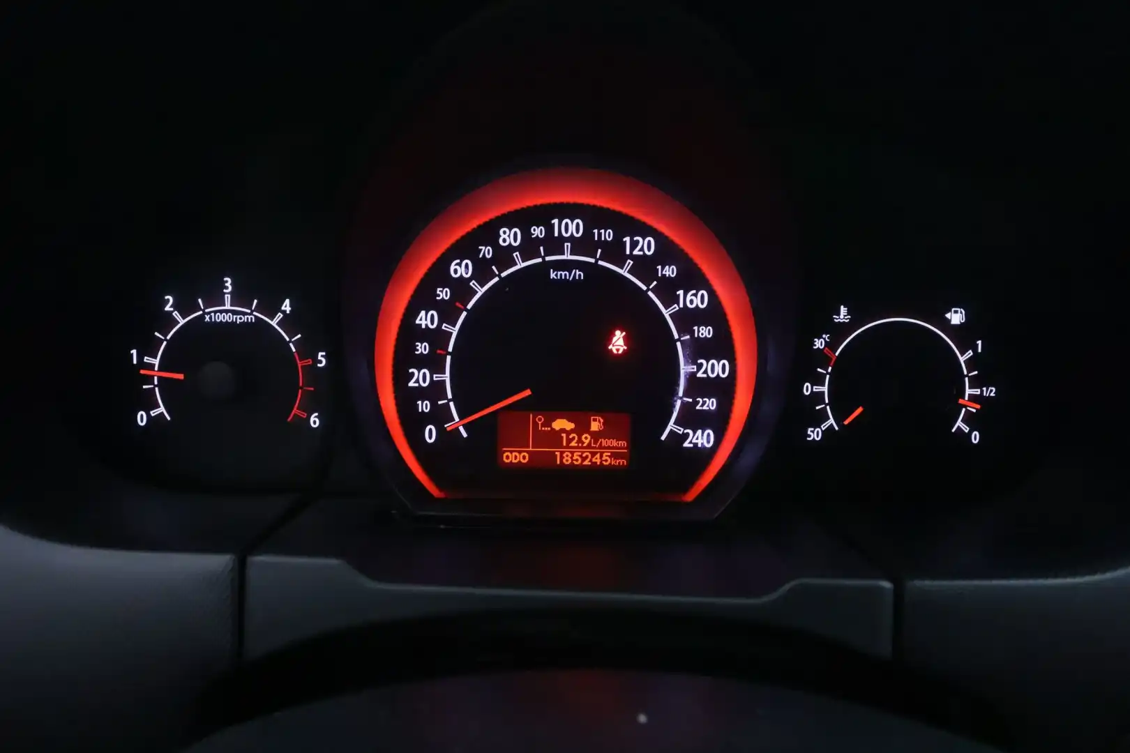 car-image