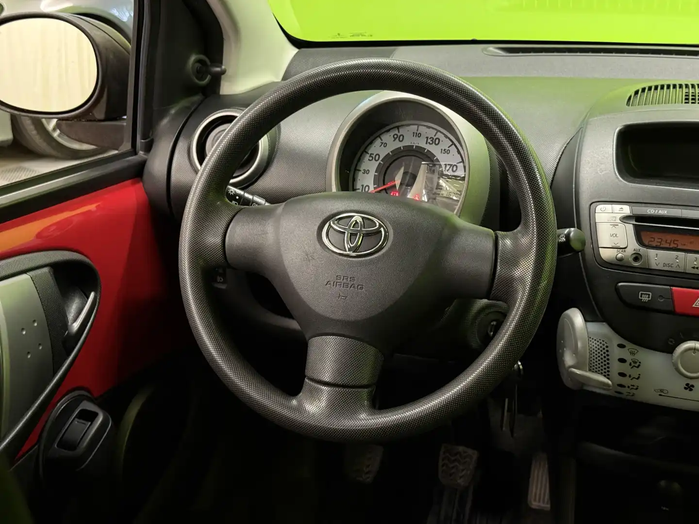 car-image