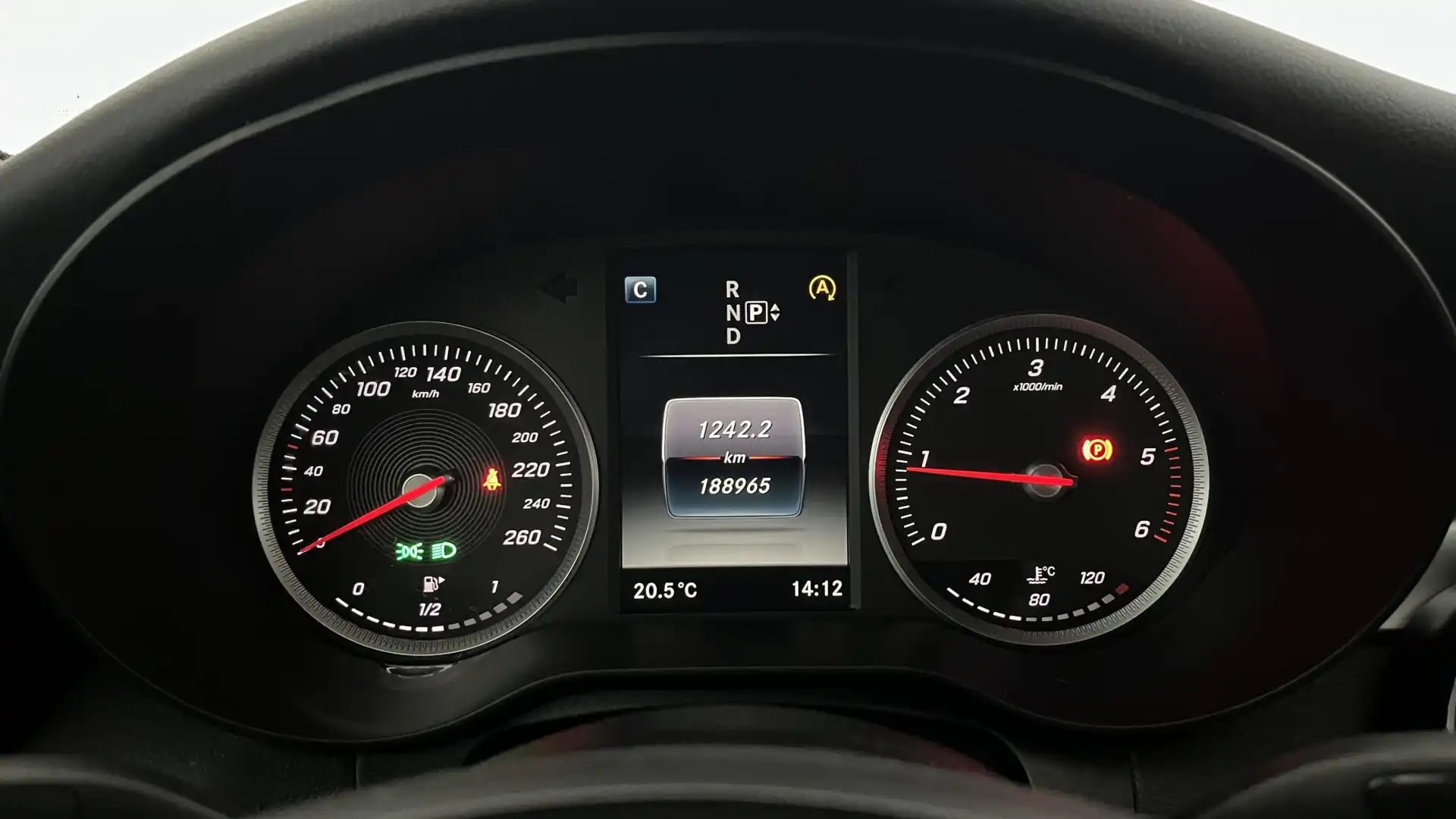 car-image
