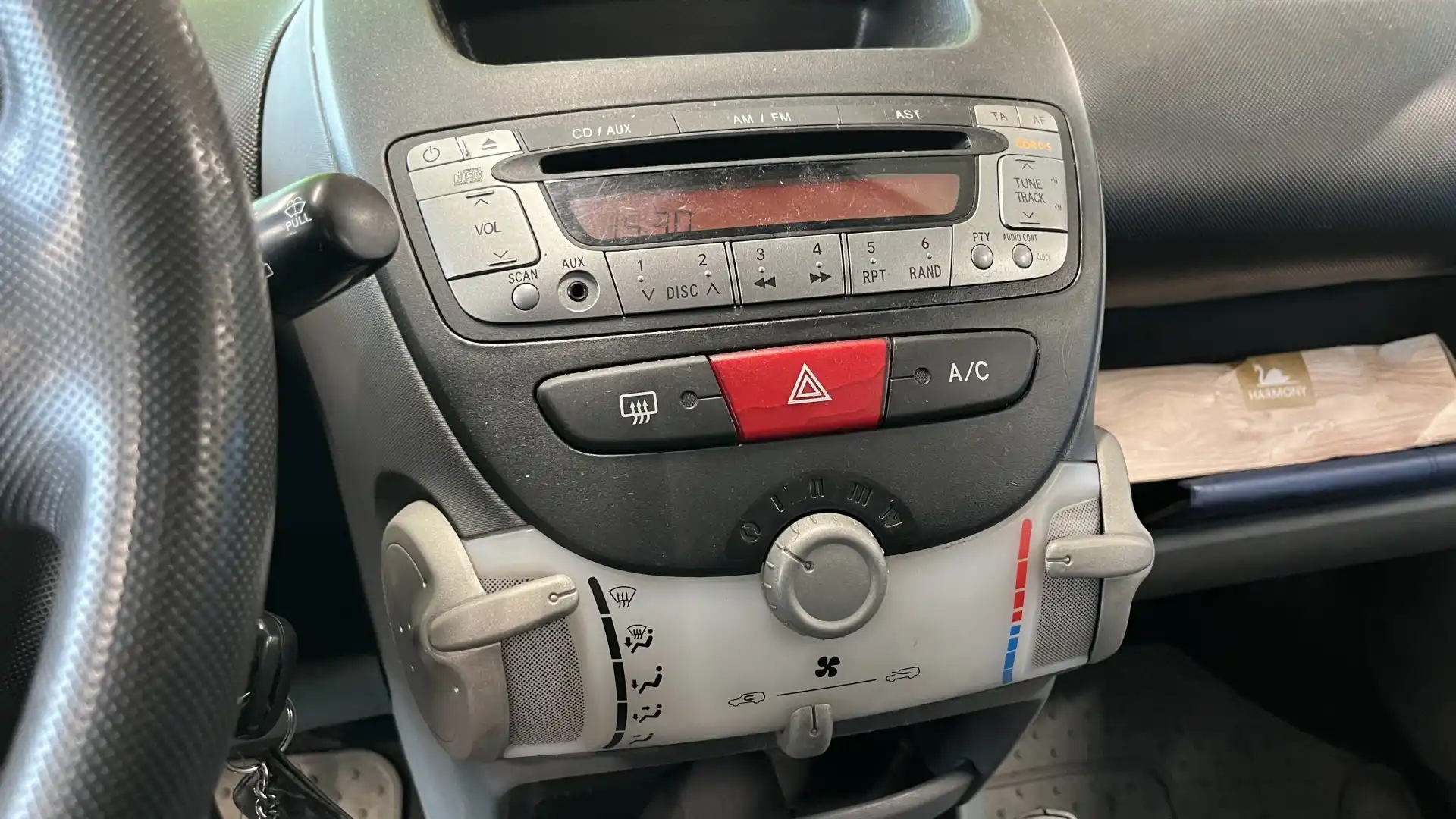 car-image