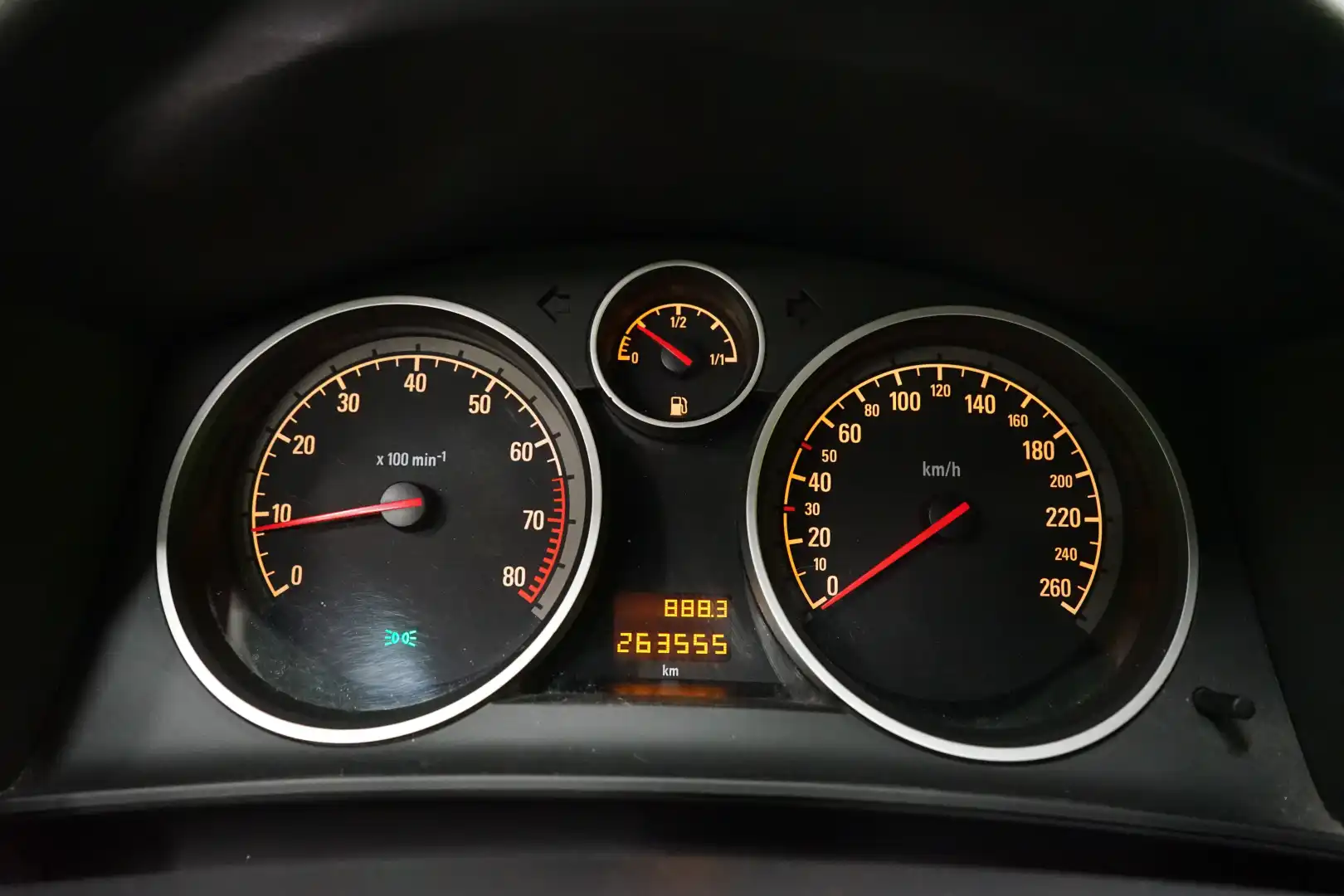 car-image