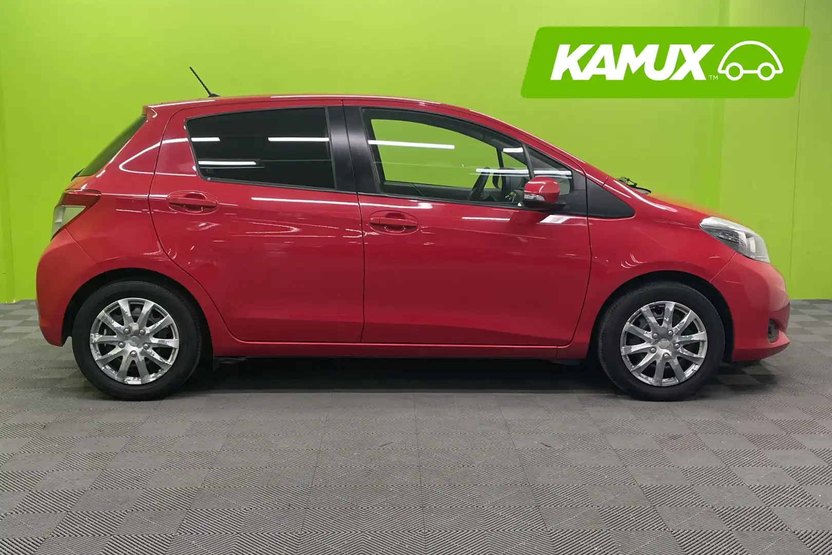 car-image