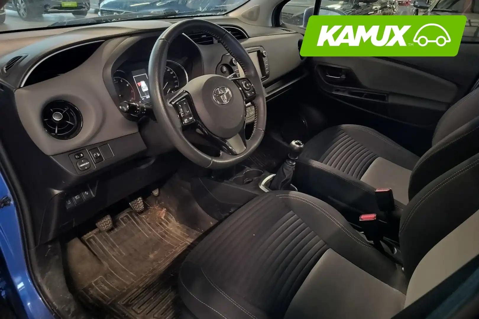 car-image