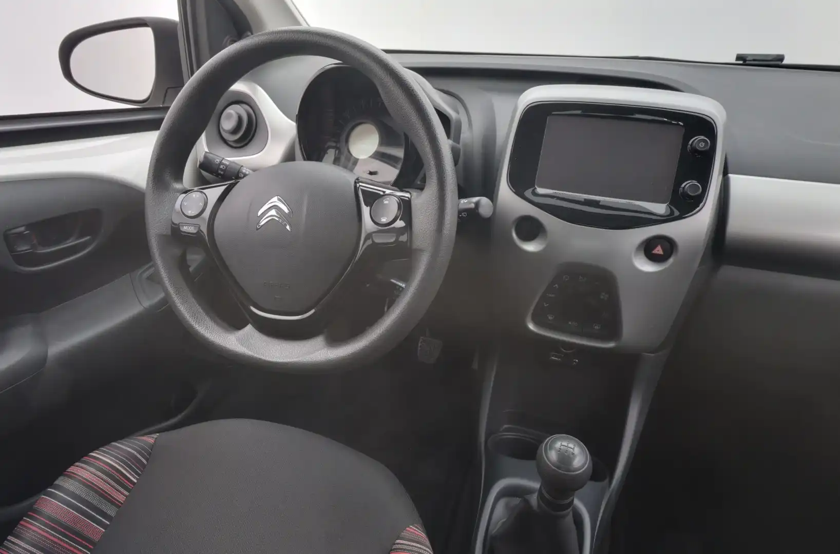 car-image