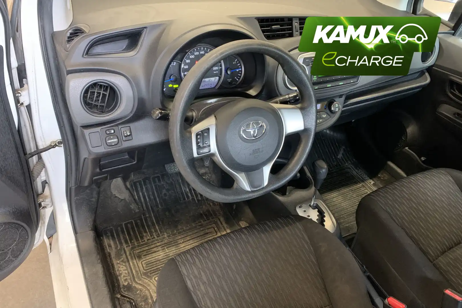 car-image