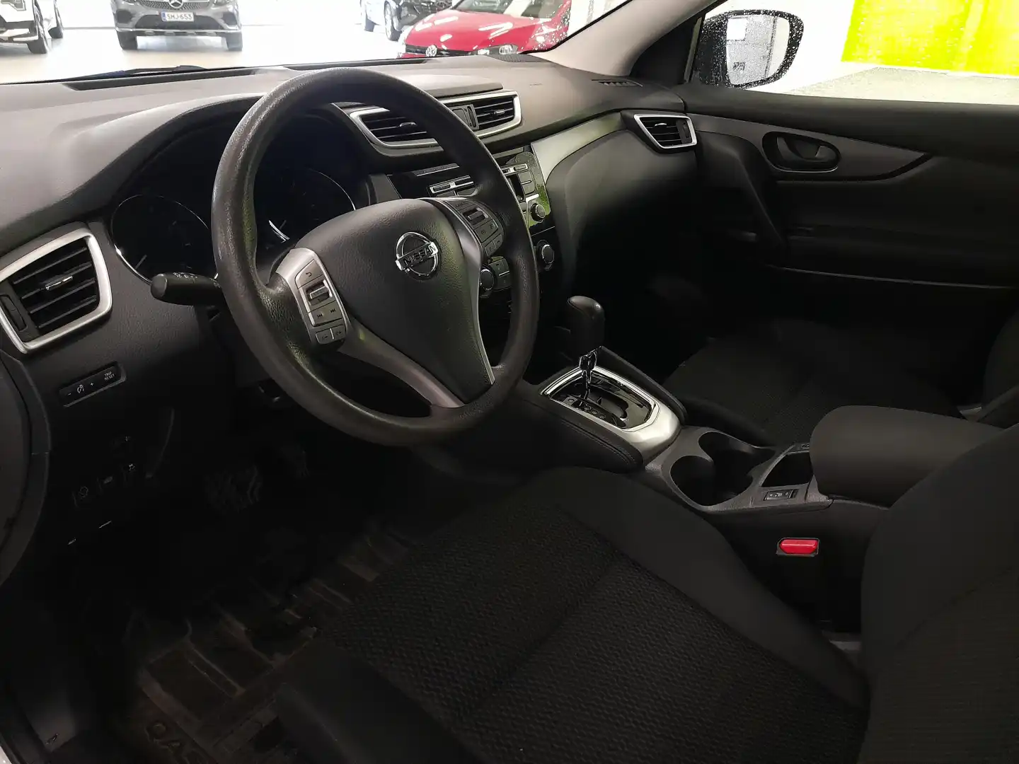 car-image