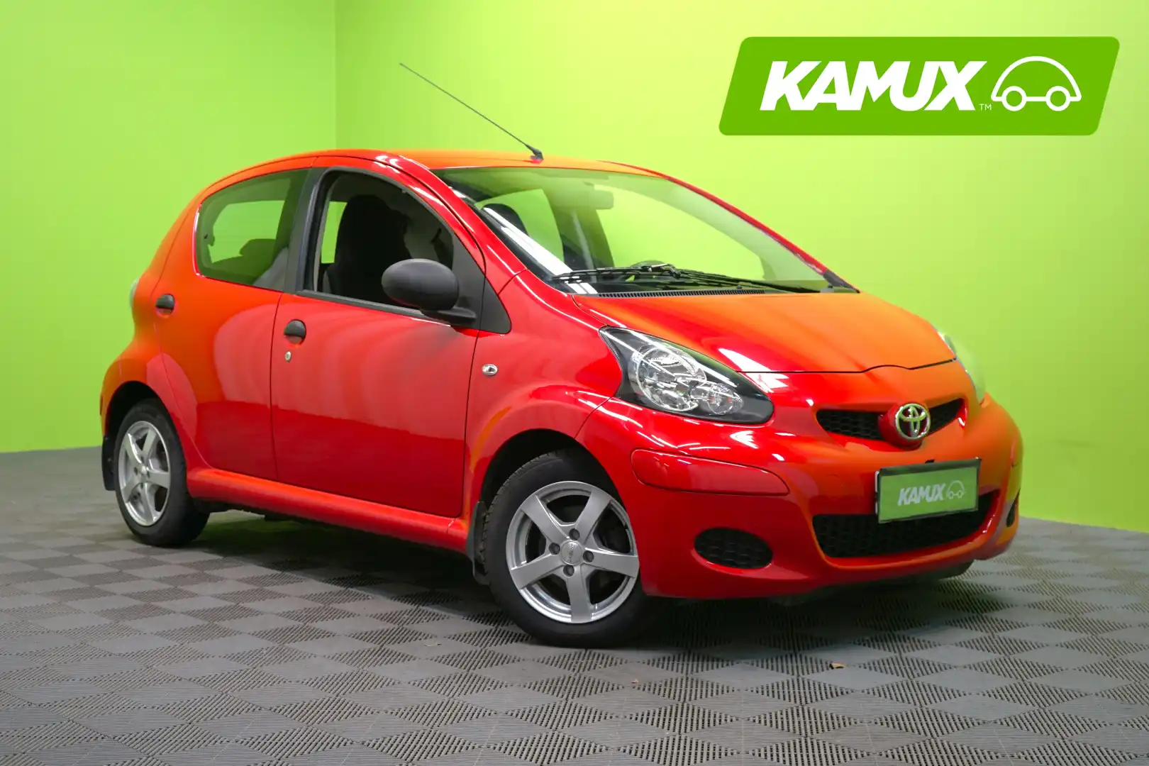 car-image