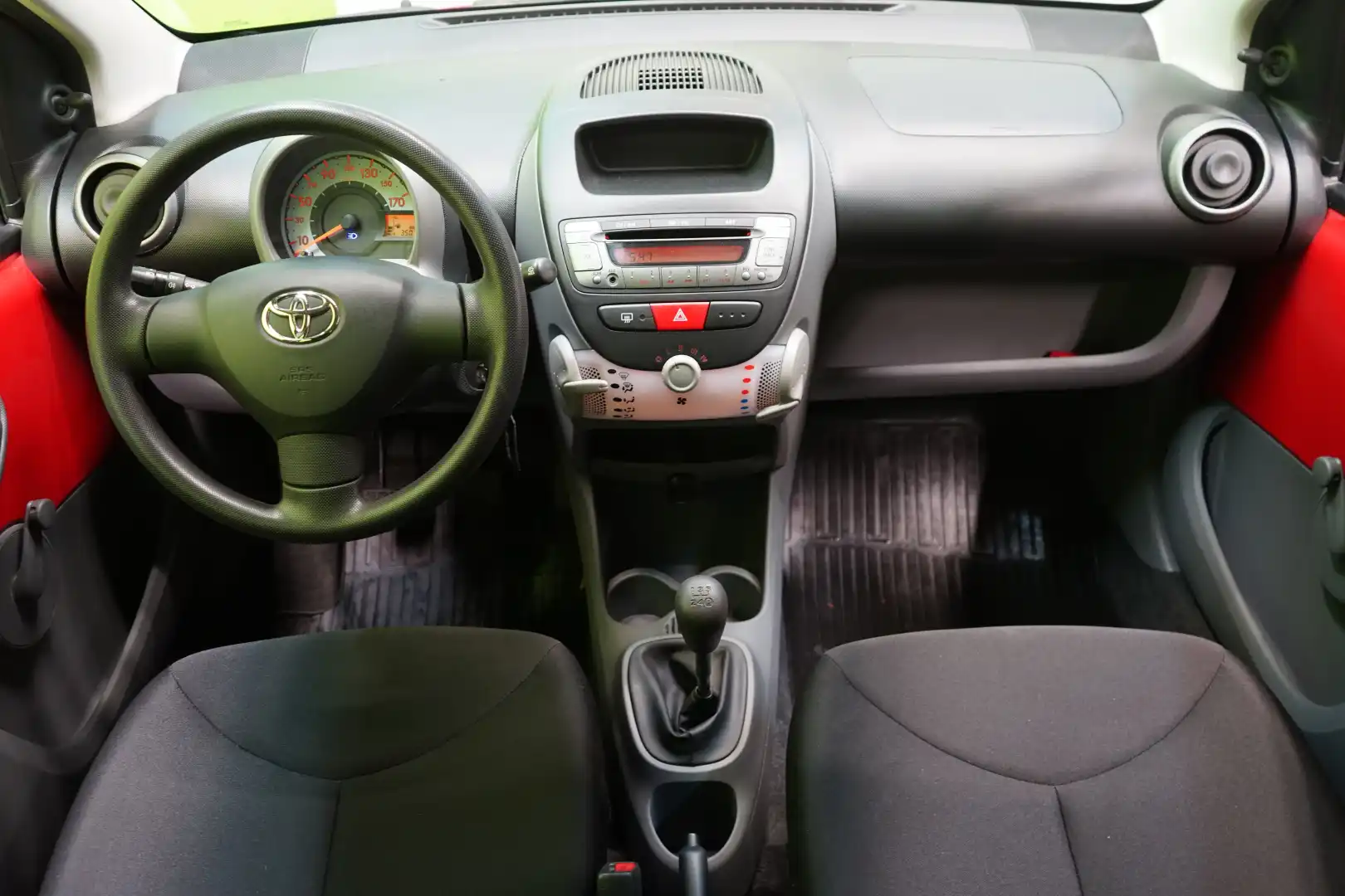 car-image