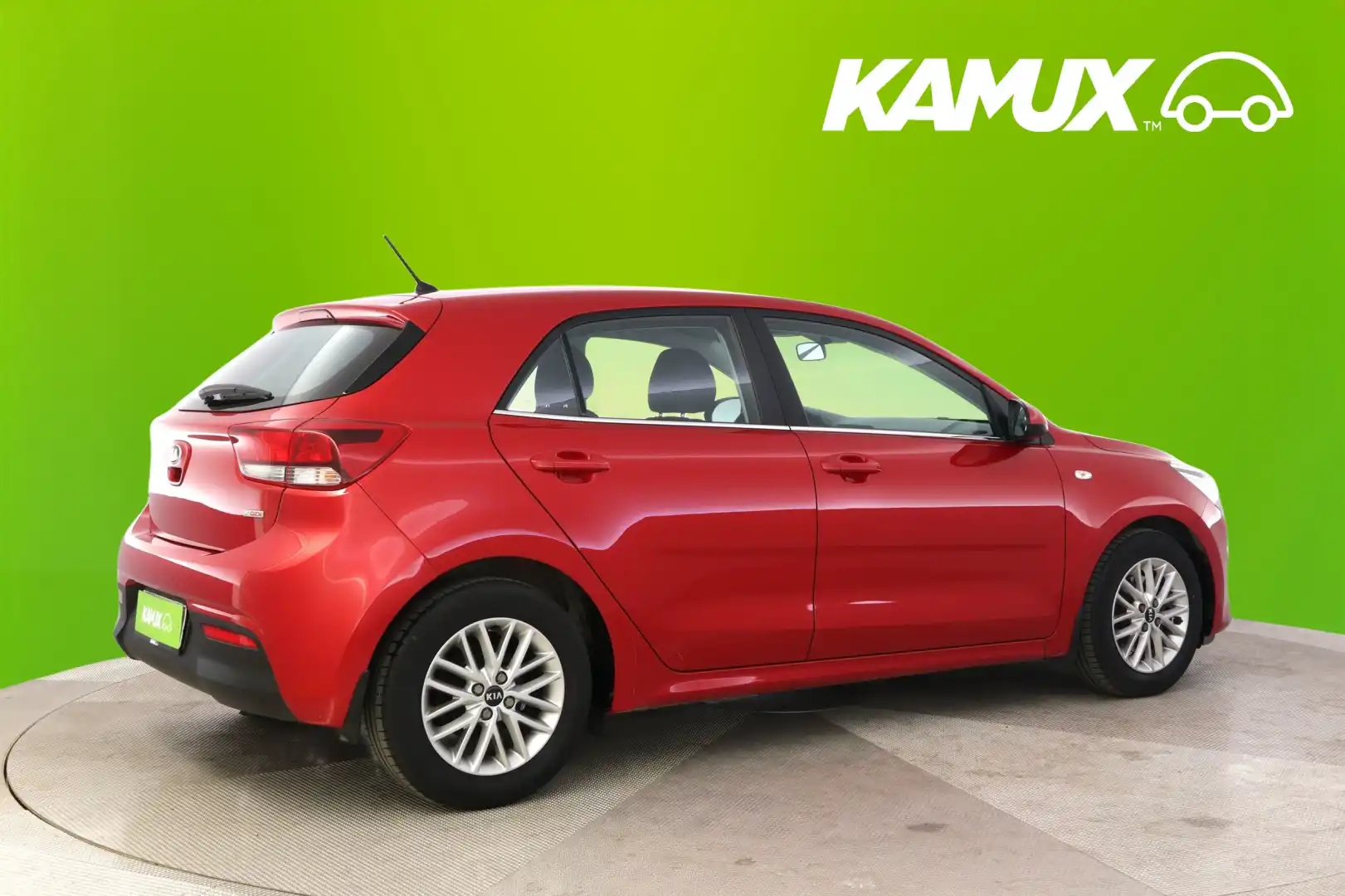 car-image