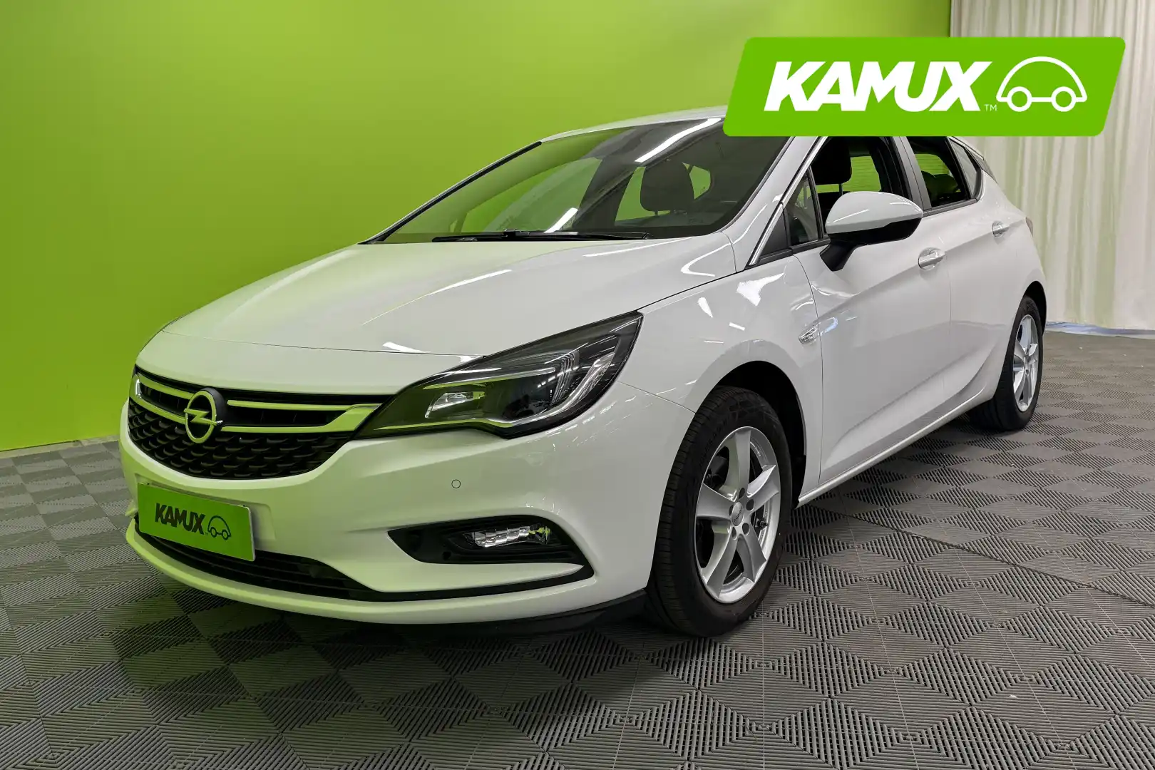 car-image