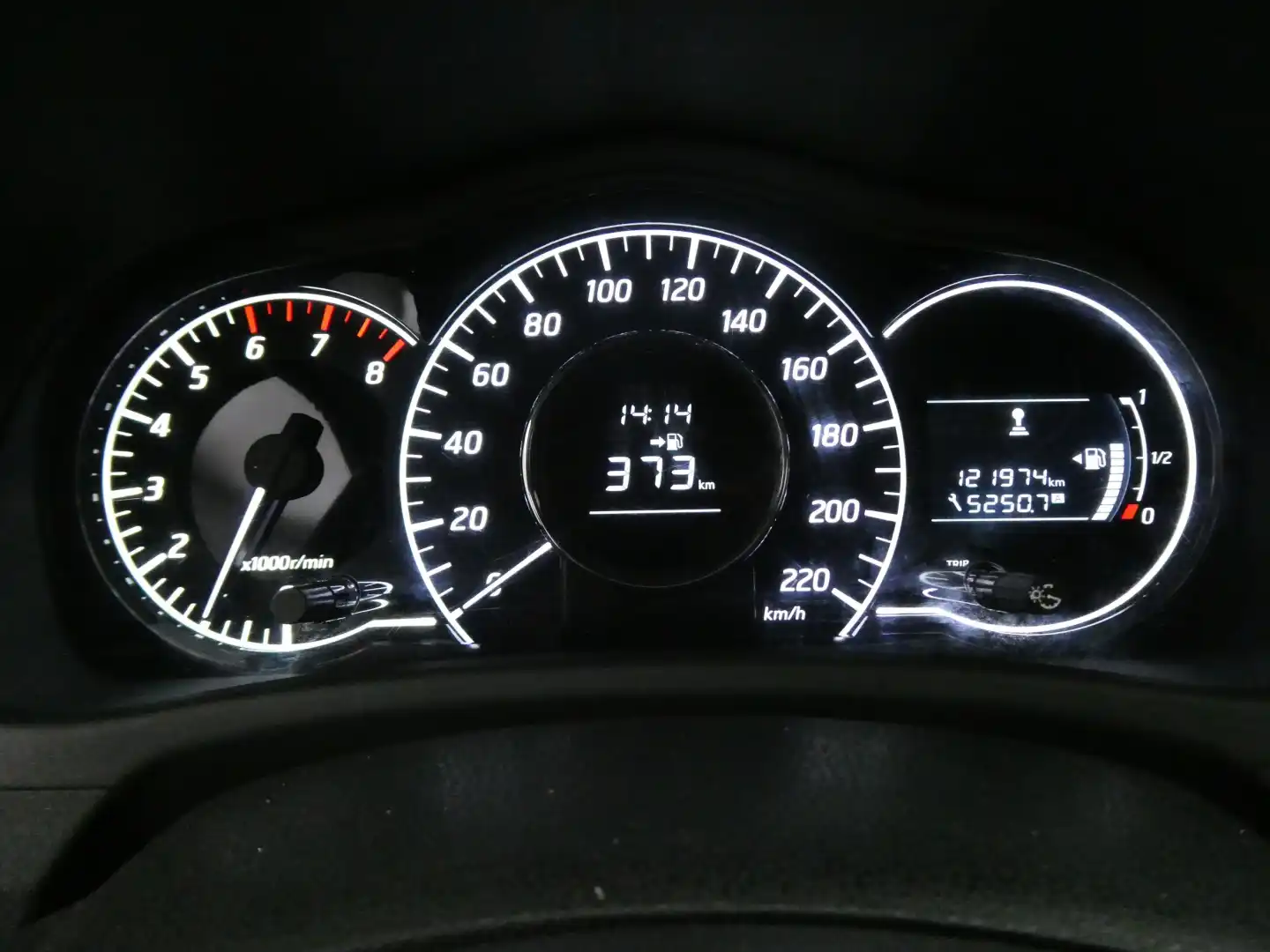 car-image