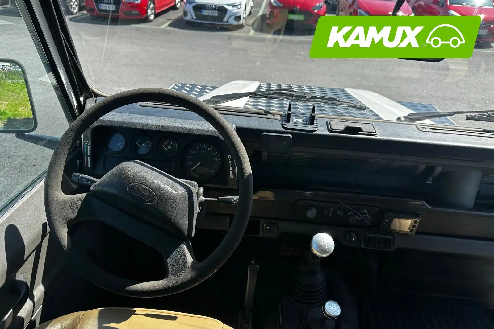 car-image