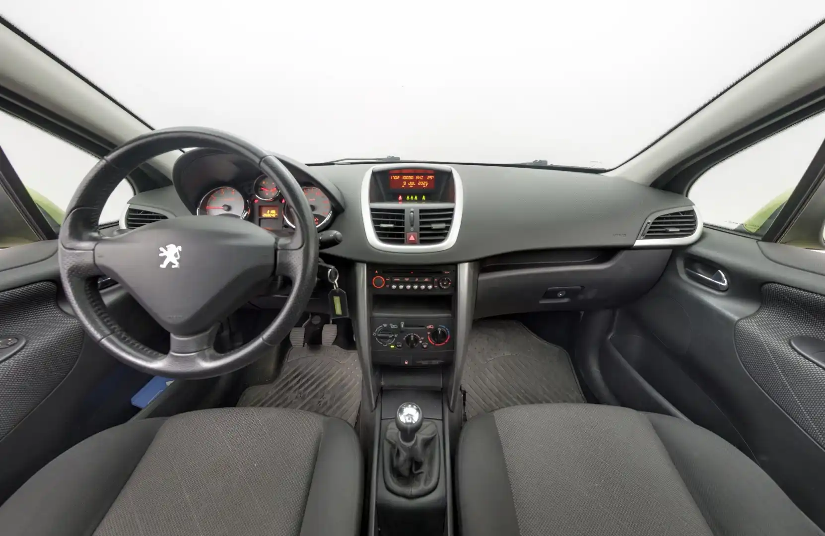 car-image