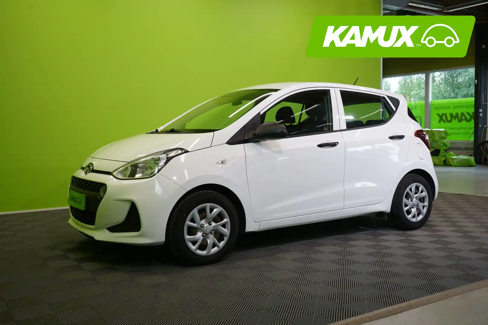 car-image