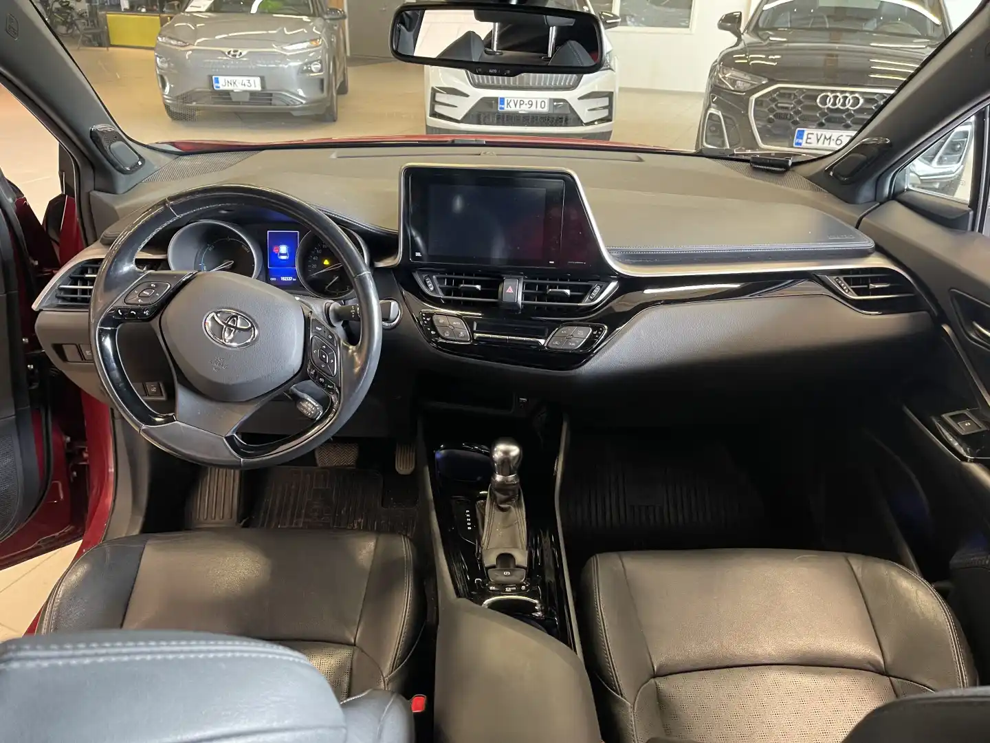 car-image