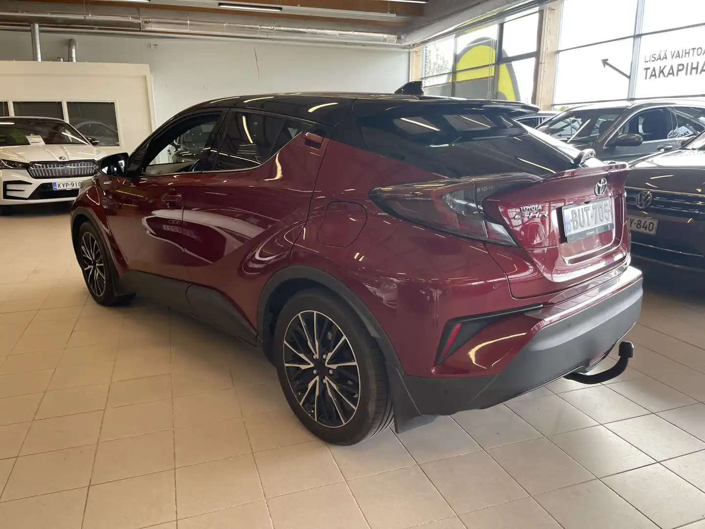 car-image