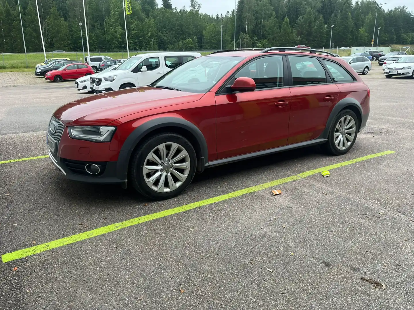 car-image