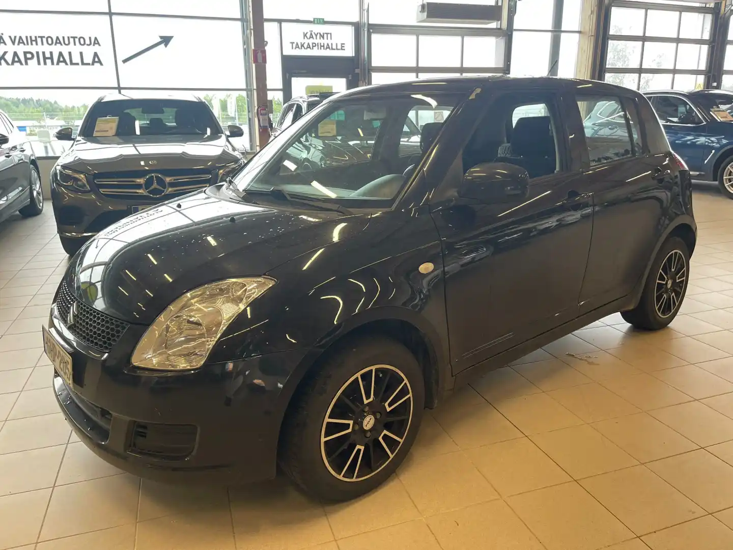 car-image