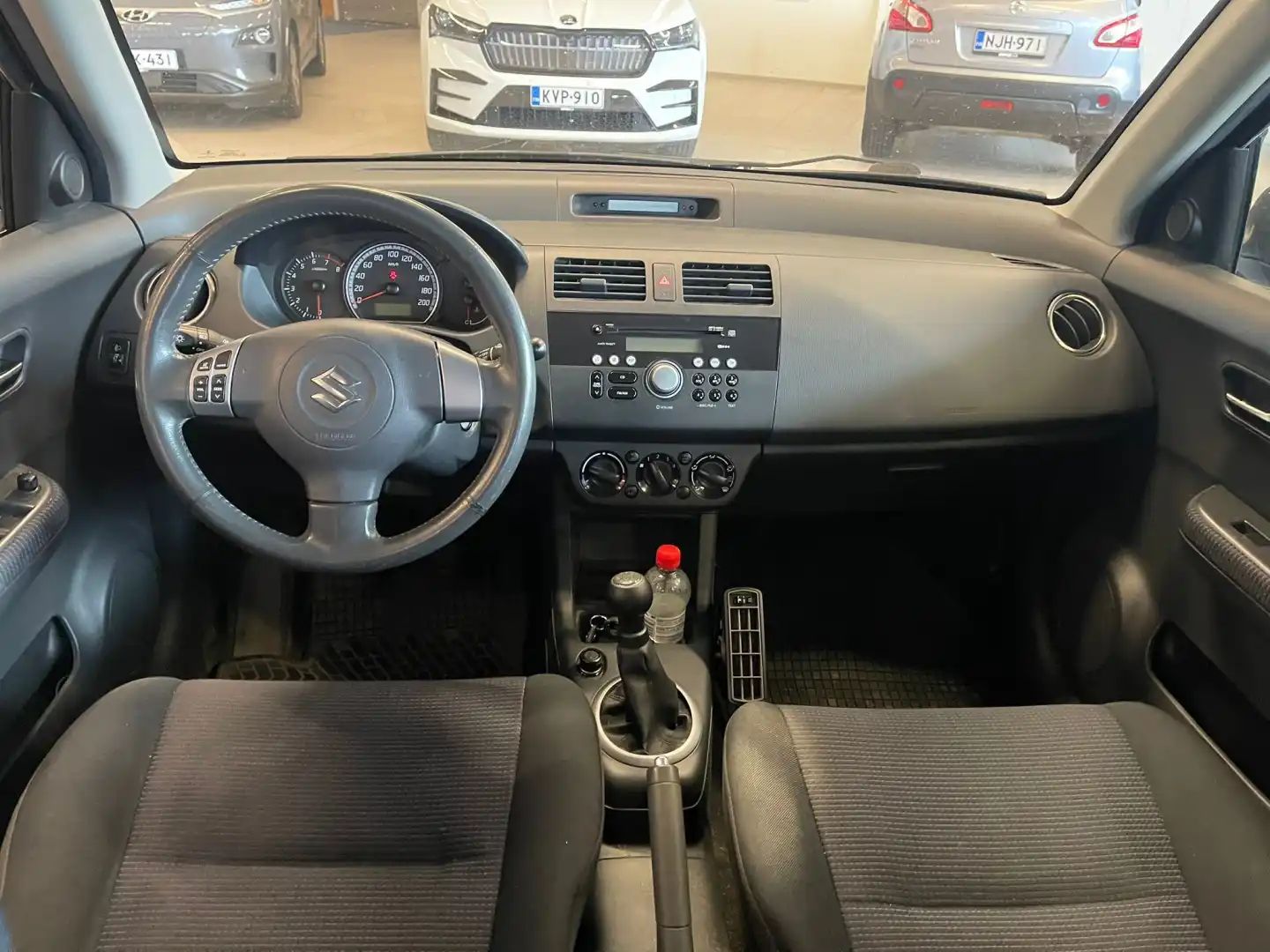 car-image