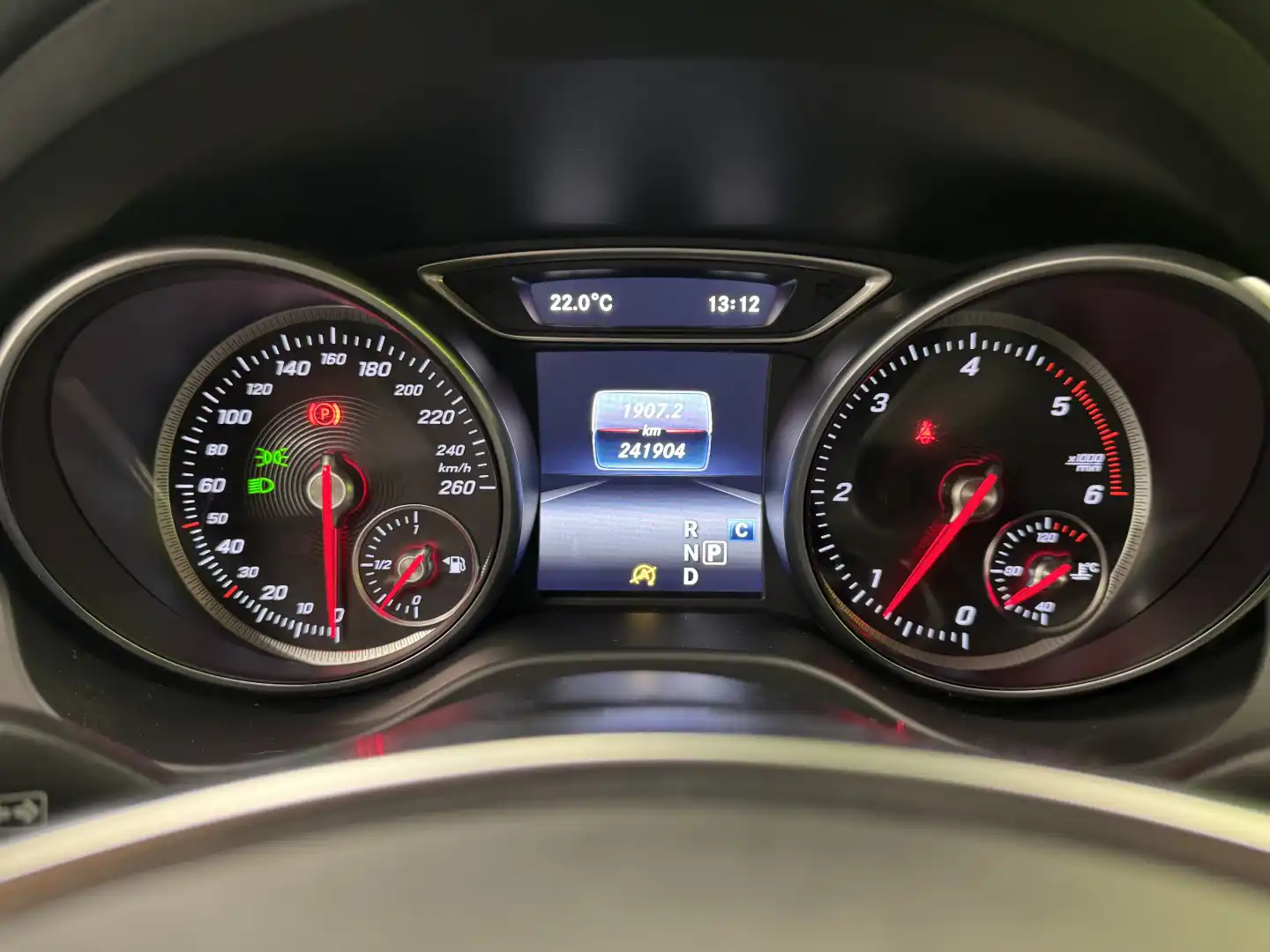 car-image