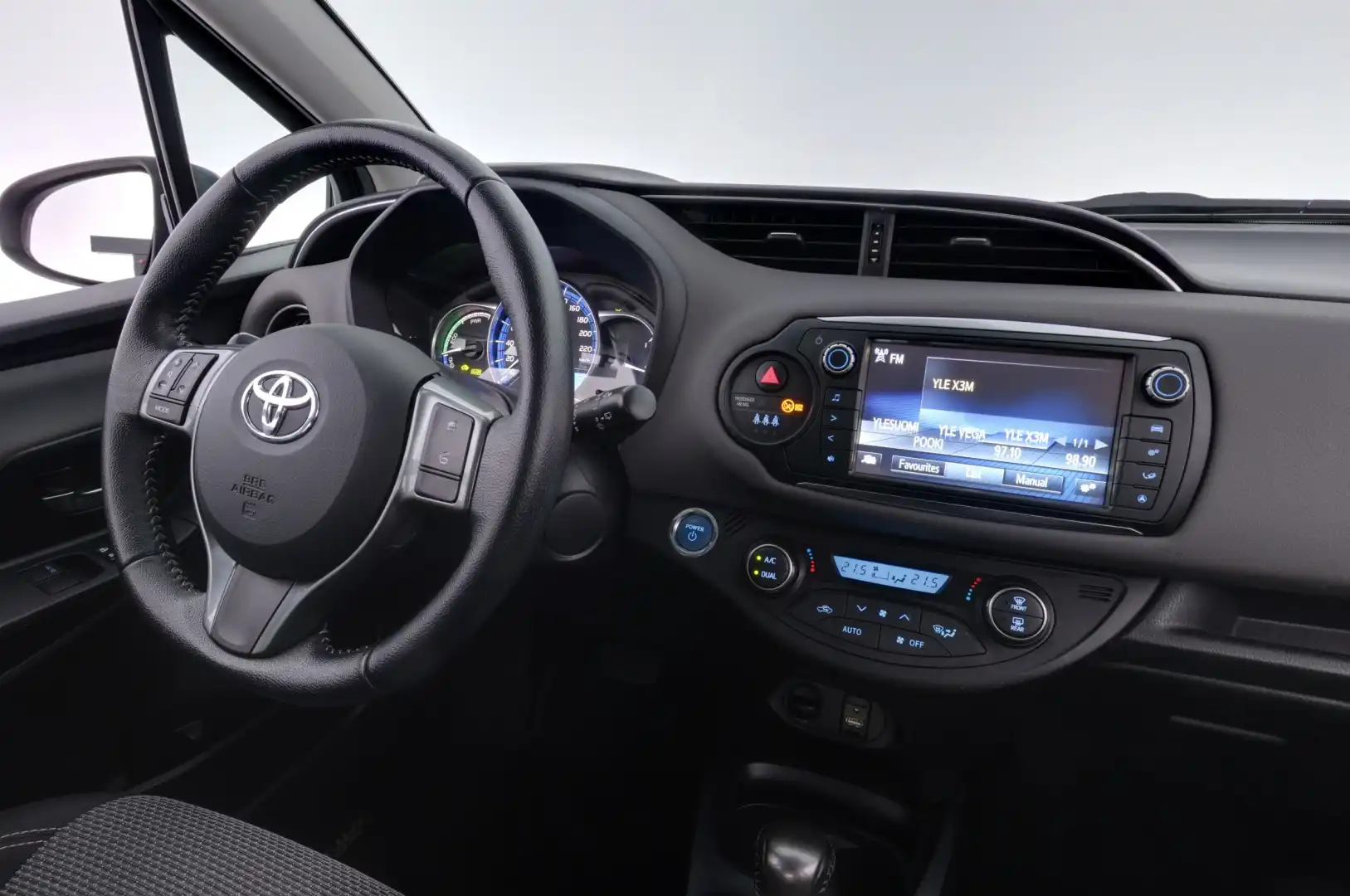 car-image
