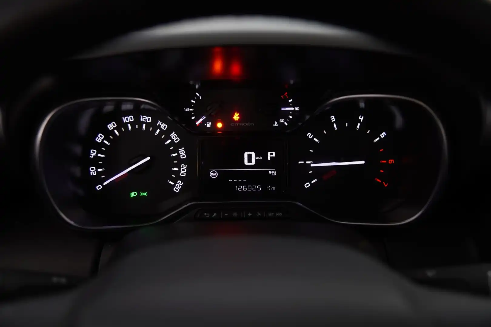 car-image