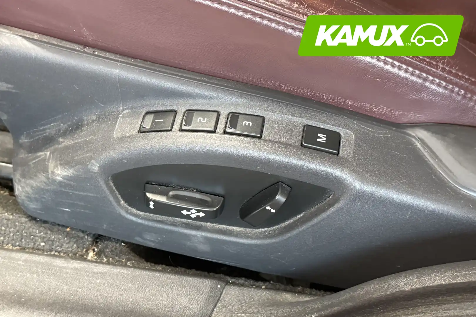 car-image