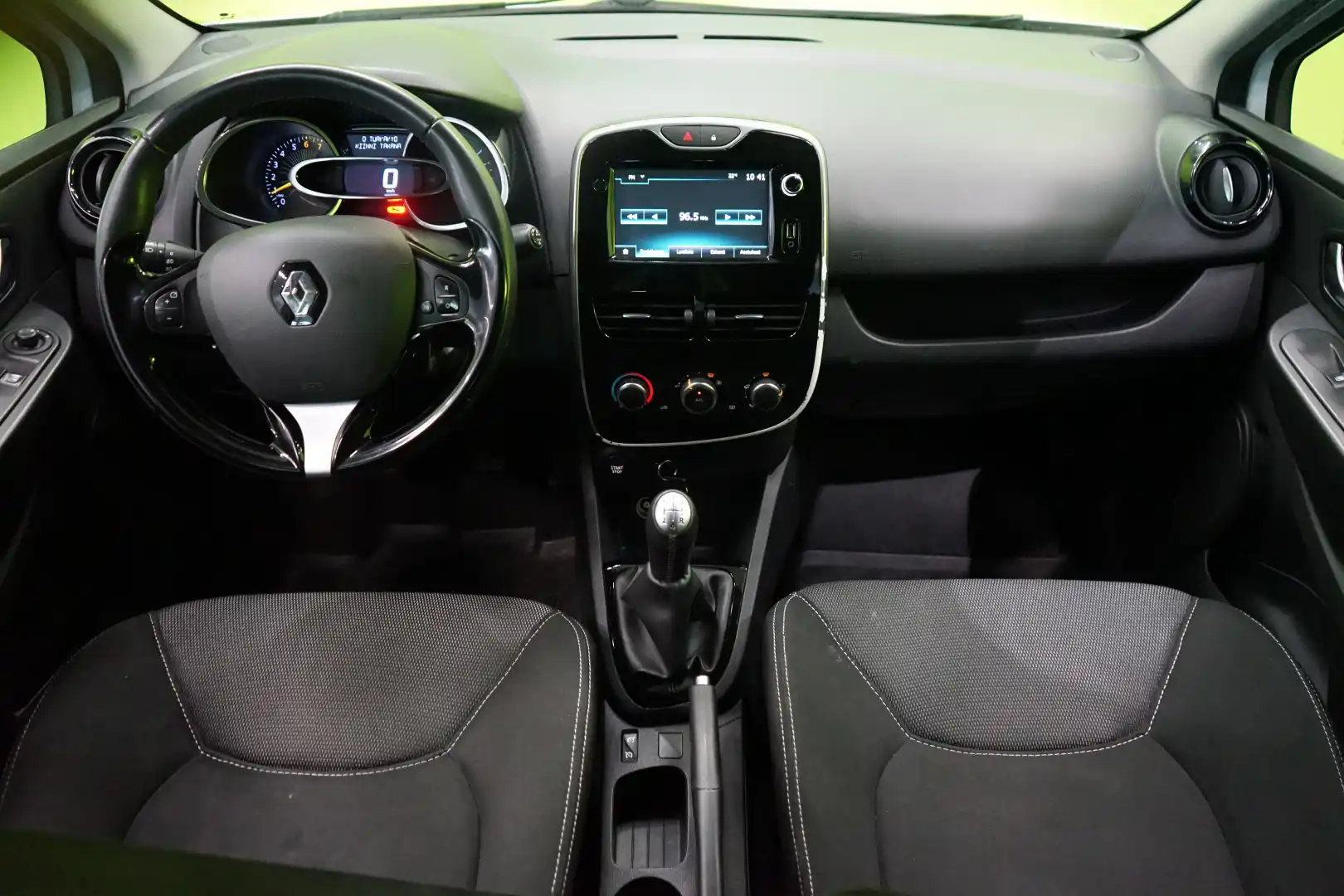 car-image
