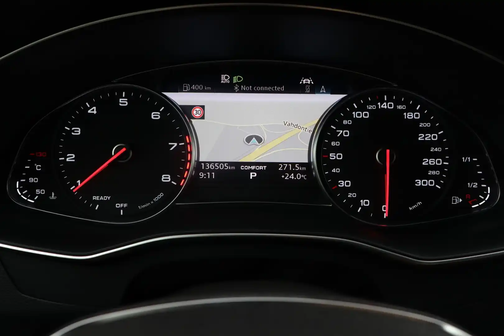 car-image