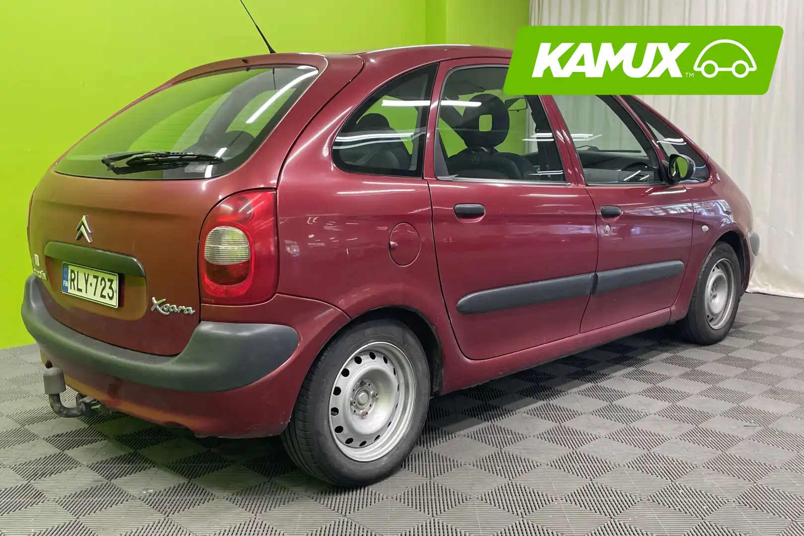 car-image