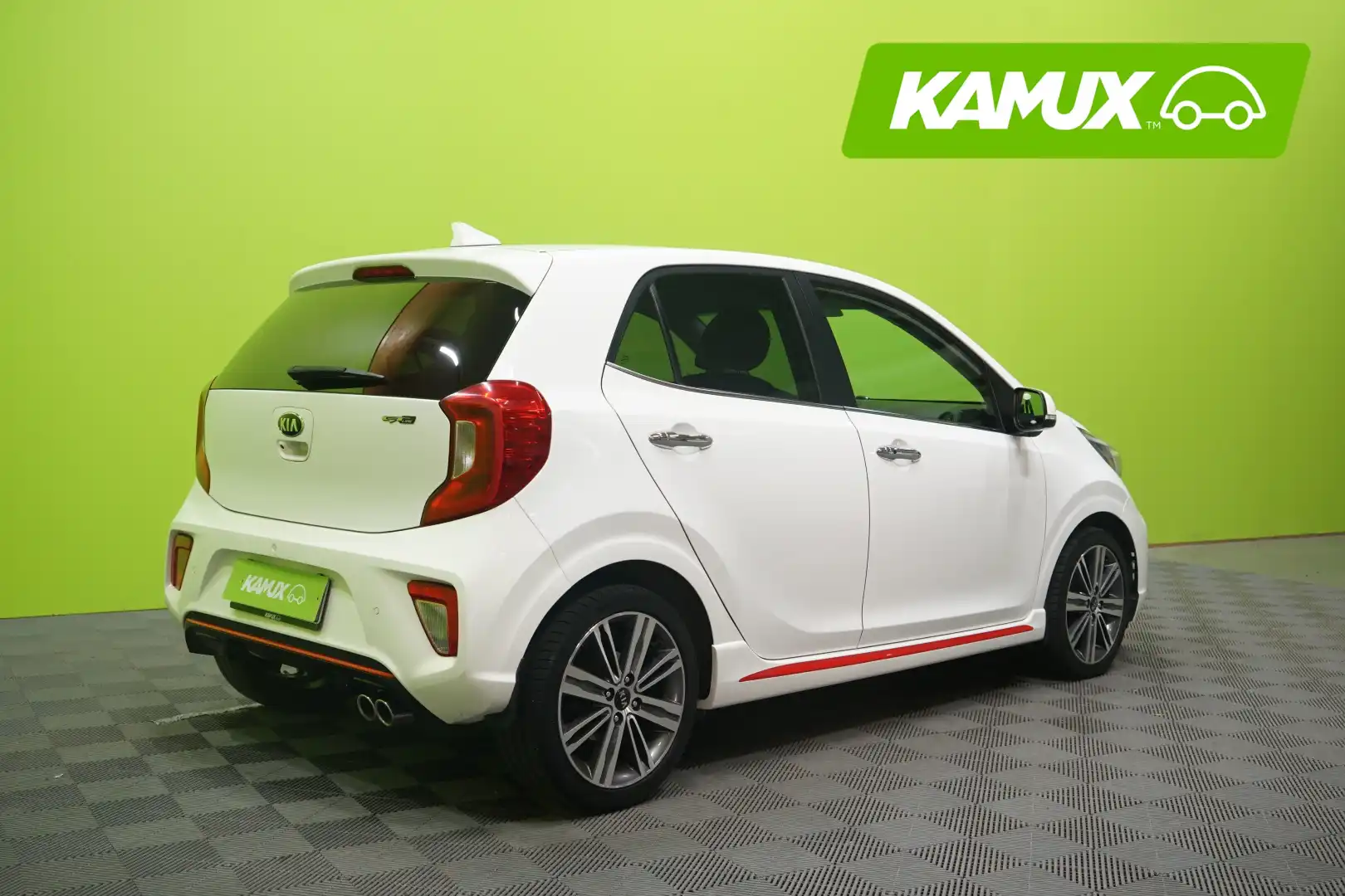 car-image