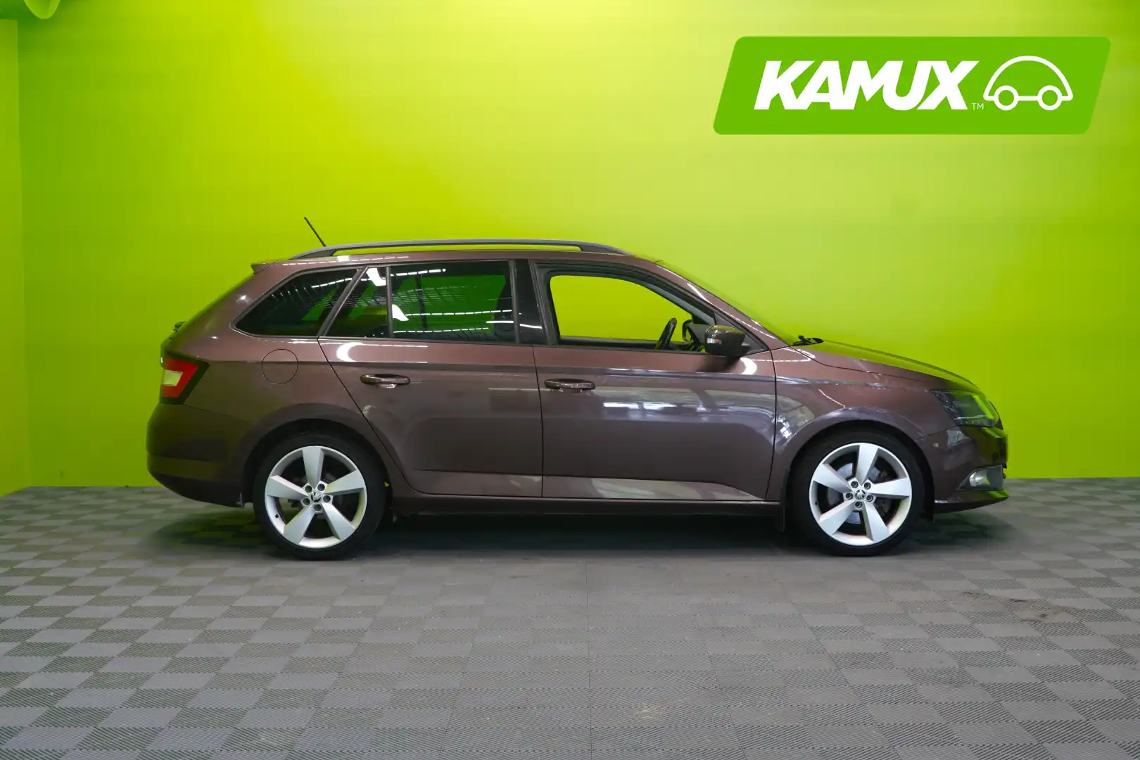 car-image
