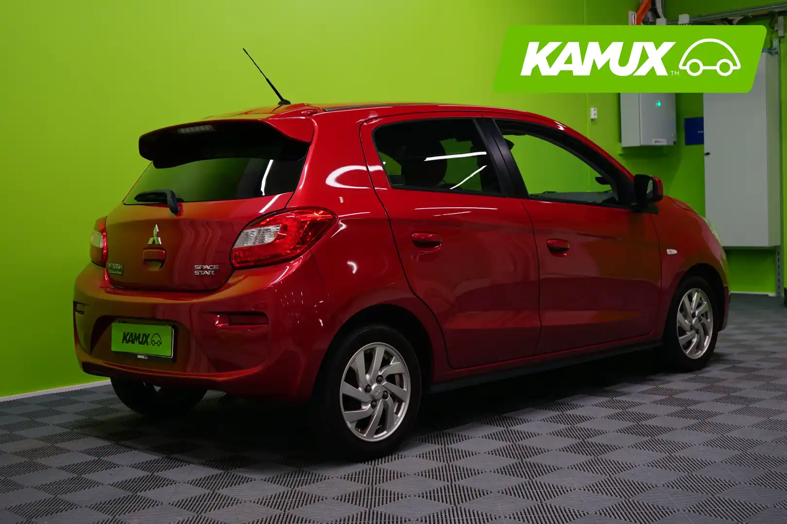 car-image
