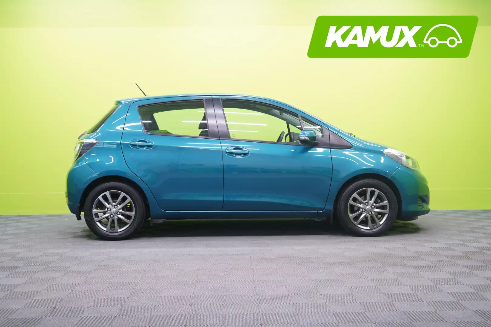 car-image