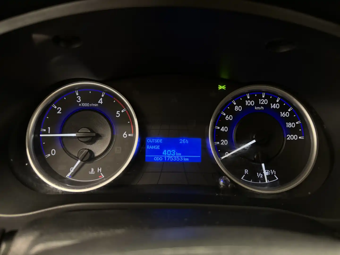 car-image