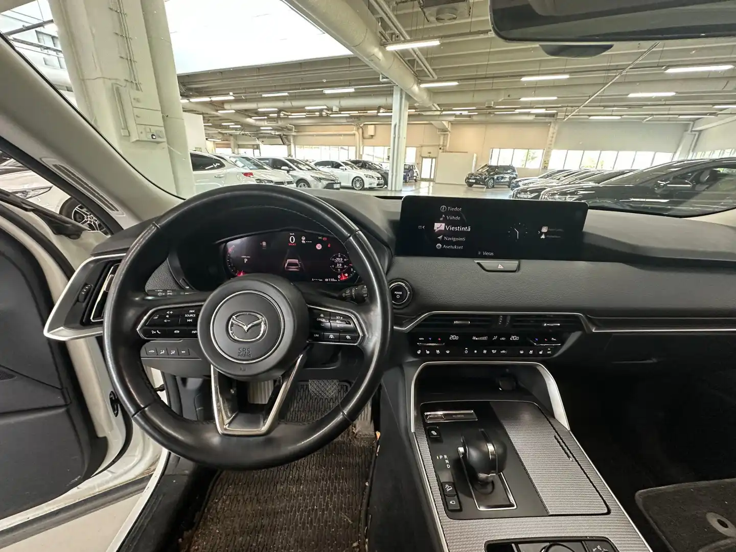 car-image