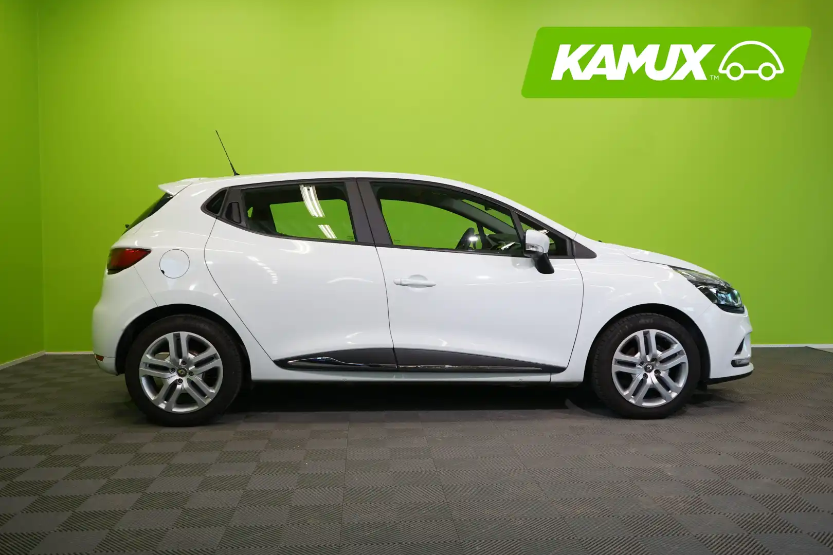 car-image