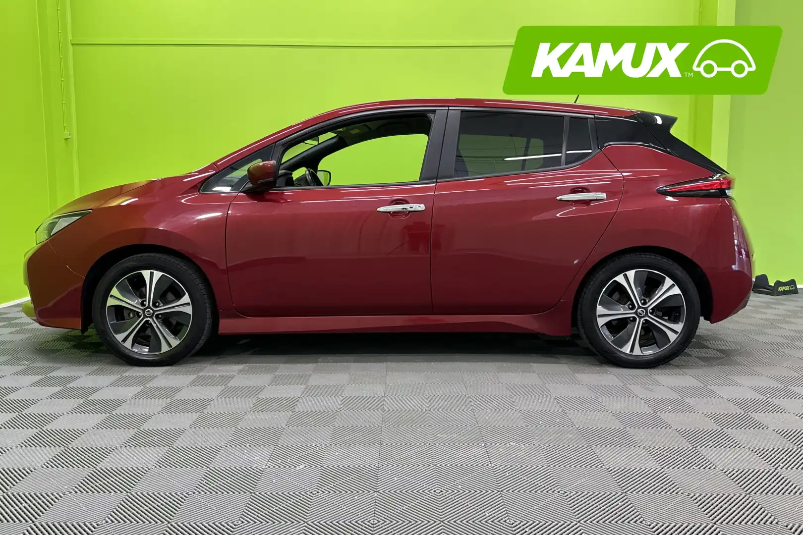 car-image