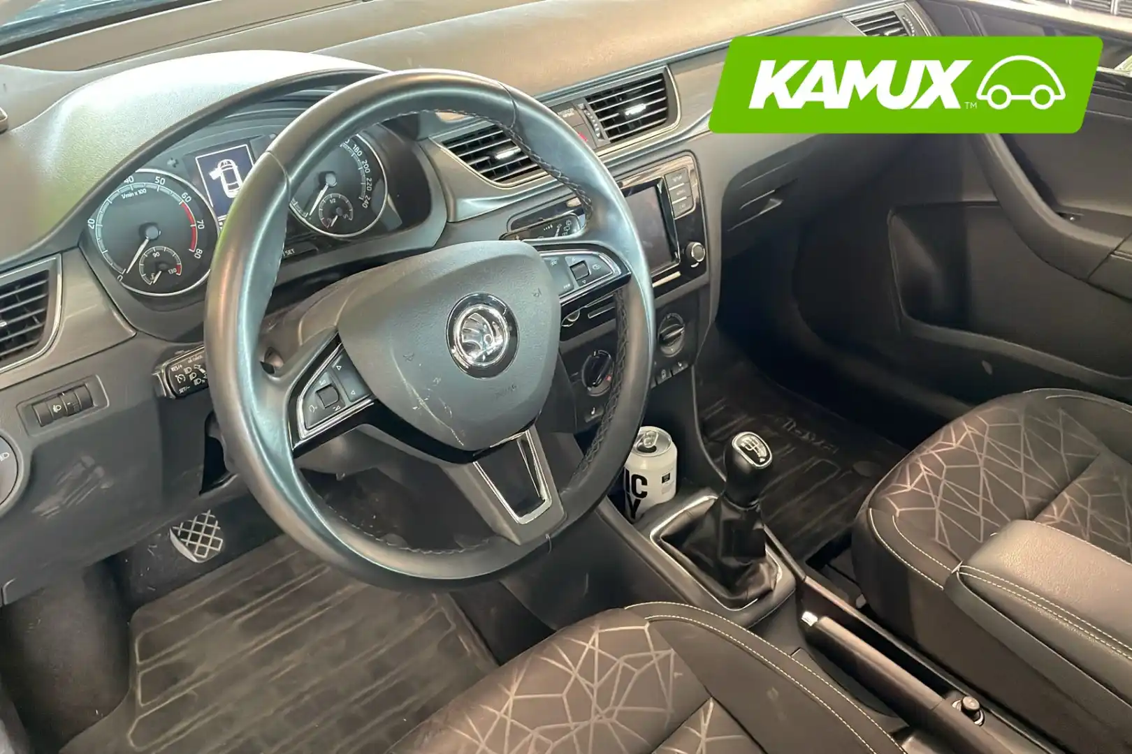 car-image