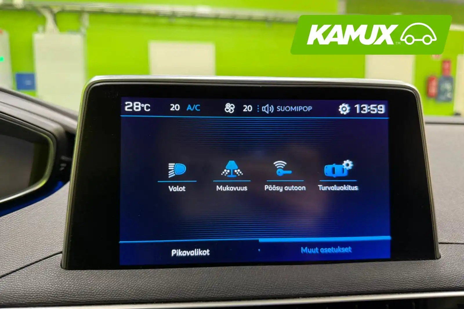 car-image