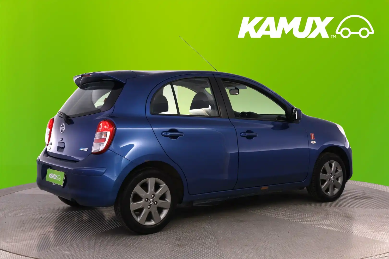car-image