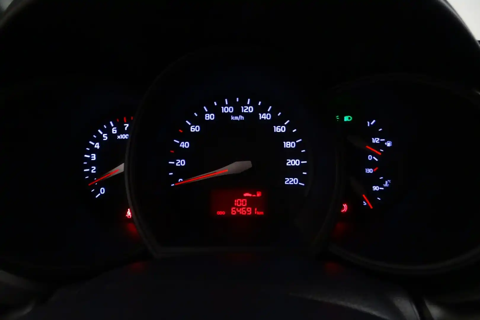 car-image