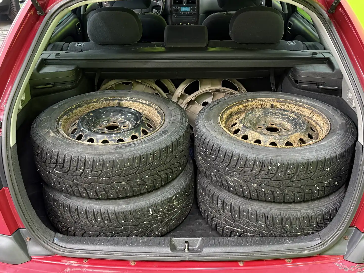 car-image