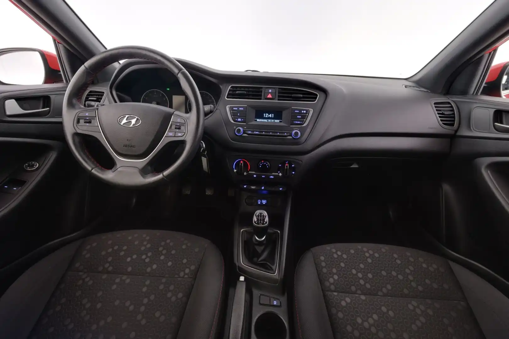 car-image