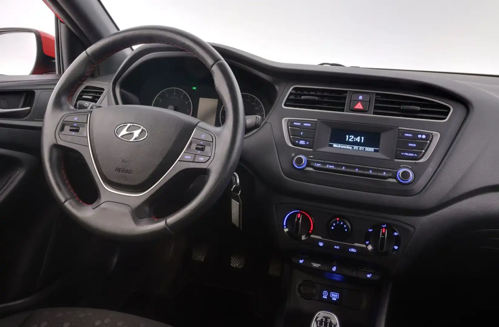 car-image