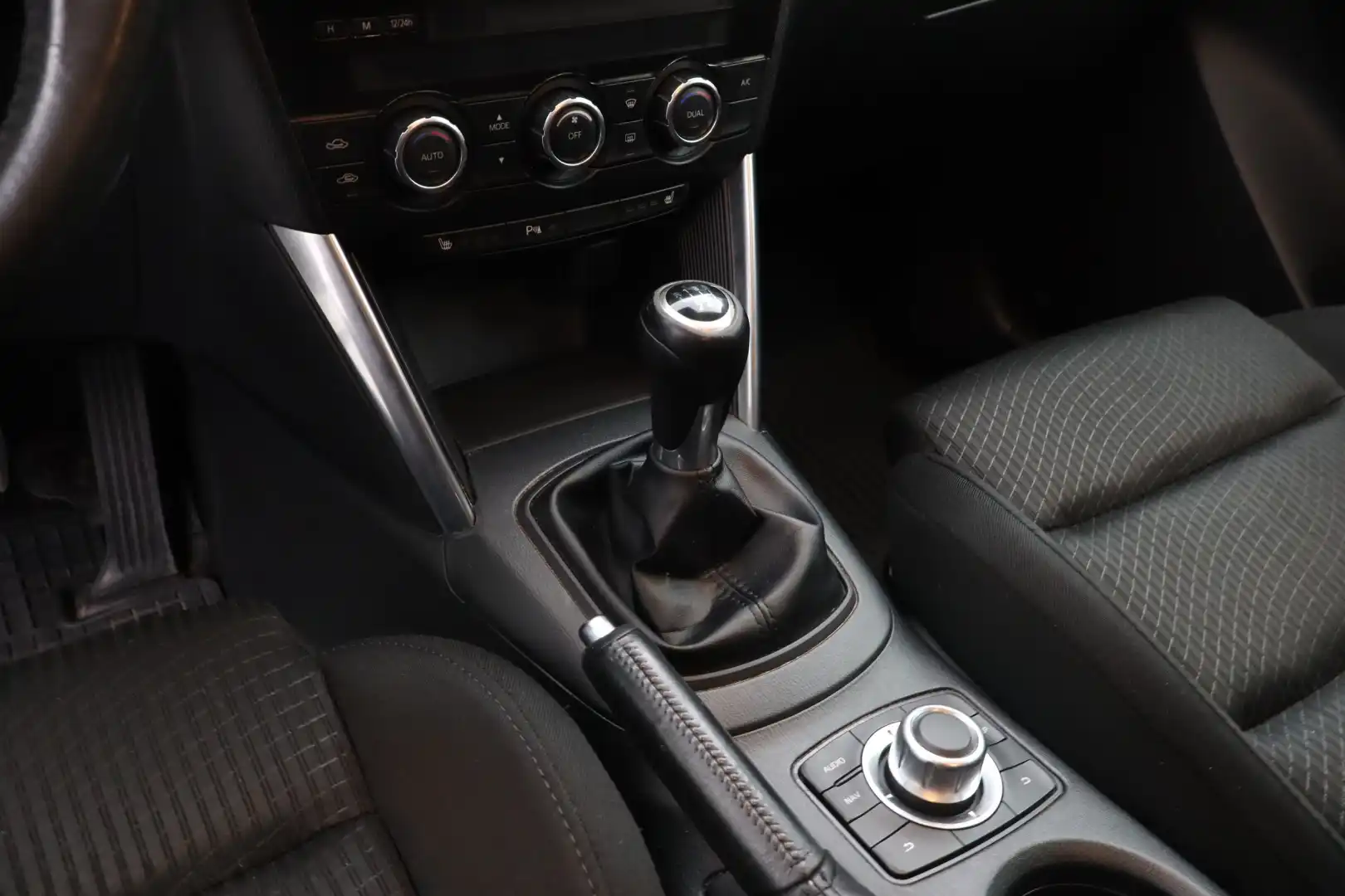 car-image